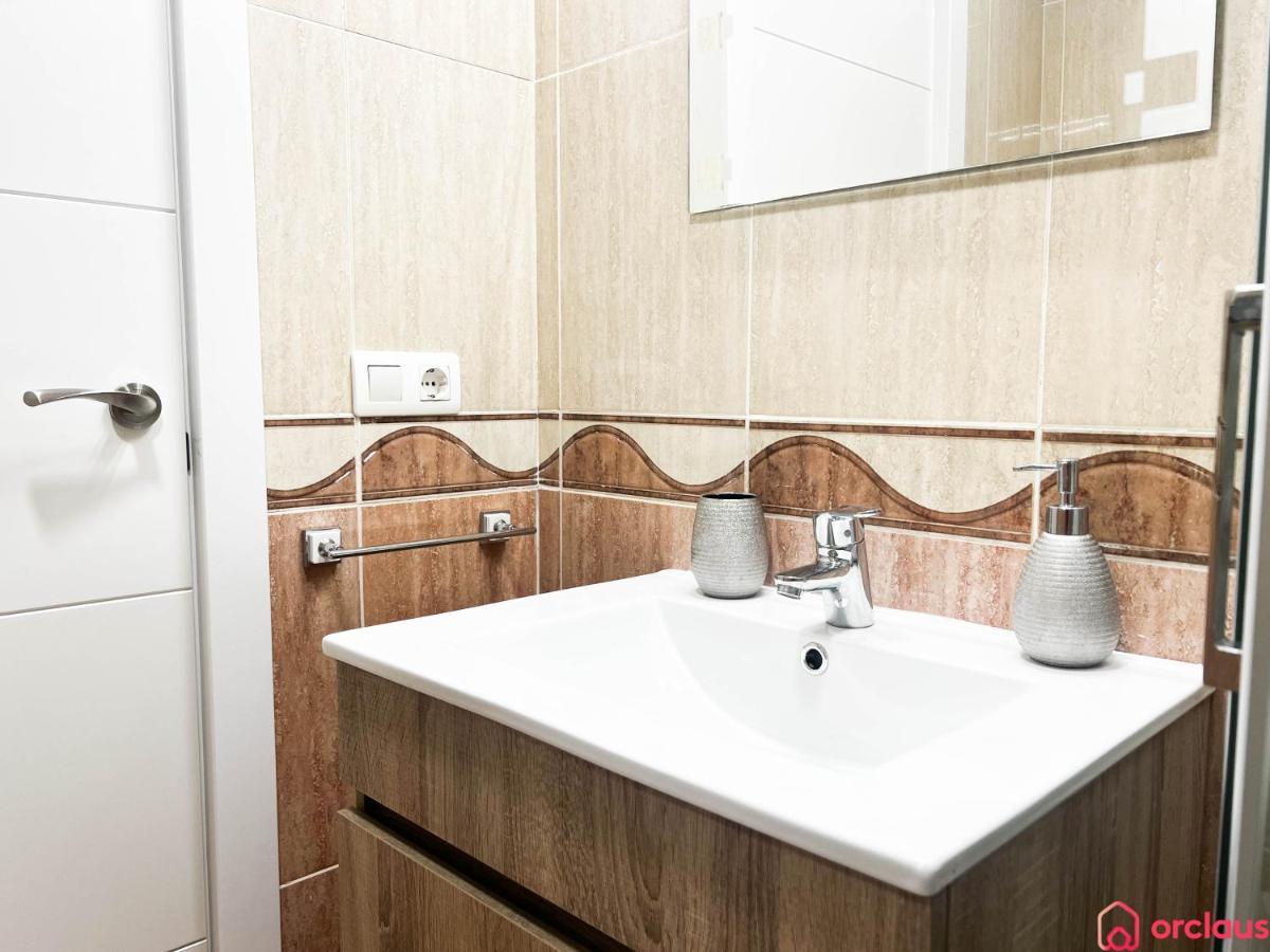 Modern Apartment In Front Of The Mediterranean Oropesa del Mar Exterior foto