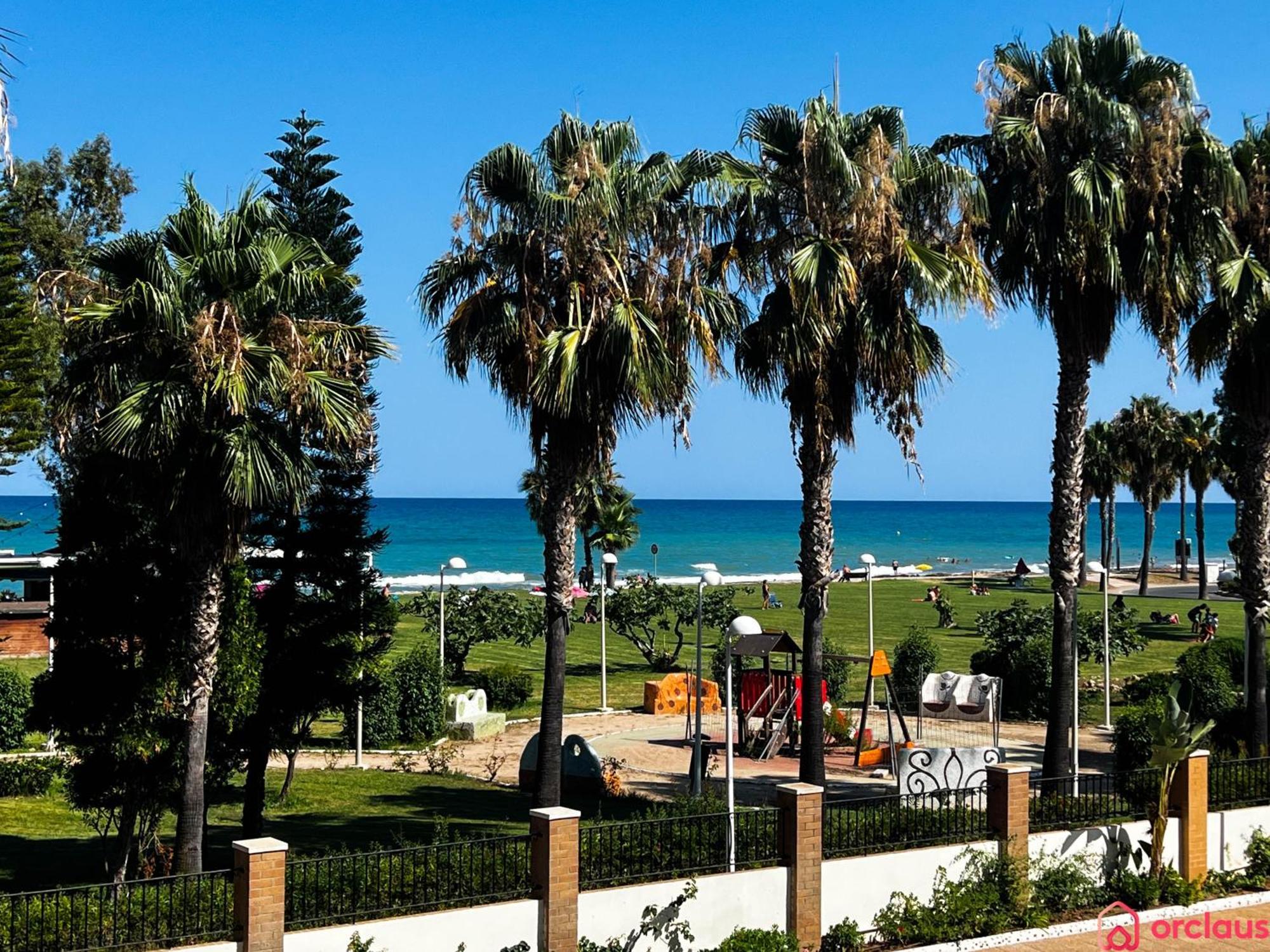Modern Apartment In Front Of The Mediterranean Oropesa del Mar Exterior foto